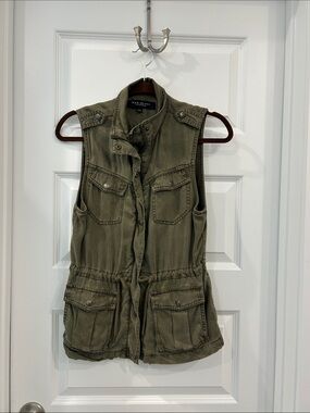 Max Jeans Olive Utility Vest with Drawstring Waist